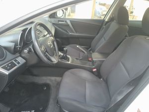 Mazda 3 2.2 CRTD 150cv Luxury  - Foto 10