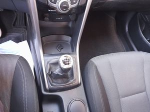 Hyundai i30 5p 1.6 CRDI 110 CV City  - Foto 14