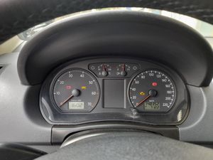 Volkswagen Polo 1.4 Advance 80cv  - Foto 10