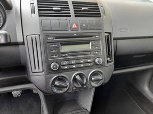 Volkswagen Polo 1.4 Advance 80cv  - Foto 9