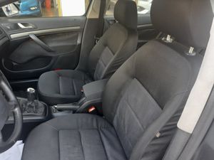 Skoda Octavia 2.0 TDI Elegance  - Foto 14
