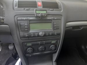 Skoda Octavia 2.0 TDI Elegance  - Foto 13
