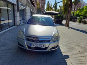 Opel Astra 1.7 CDTi 110 CV Cosmo  - Foto 4