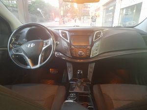 Hyundai i40 CW 1.7 CRDi 141cv BlueDri. Tecno Sky DCT · Diésel · 2016 · 190.000 Km · Garantía 1 año  - Foto 13