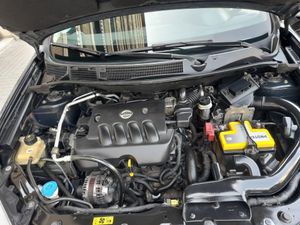 Nissan Qashqai 2.0 ACENTA 4X4  - Foto 17