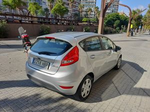 Ford Fiesta 1.4 TDCi TITANIUM  - Foto 5