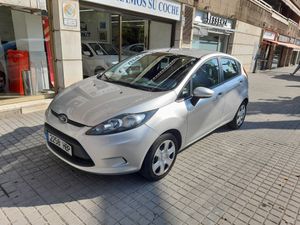 Ford Fiesta 1.4 TDCi TITANIUM  - Foto 2