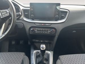 Kia XCeed 1.4 T-GDi Drive 103kW (140CV)  - Foto 23