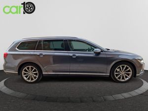 Volkswagen Passat Sport 2.0 TDI 140kW (190CV) DSG Variant  - Foto 35