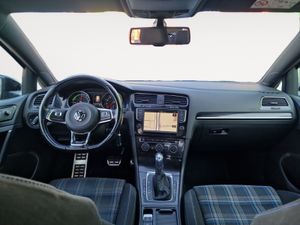 Volkswagen Golf 1.4 TSI DSG GTE  - Foto 15