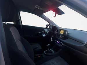 Hyundai i30 1.0 TGDI Klass LE  - Foto 23