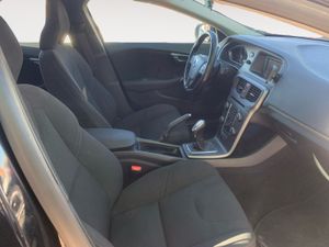 Volvo V40 1.6 D2 Kinetic  - Foto 25