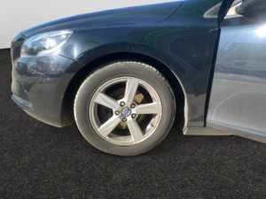 Volvo V40 1.6 D2 Kinetic  - Foto 23