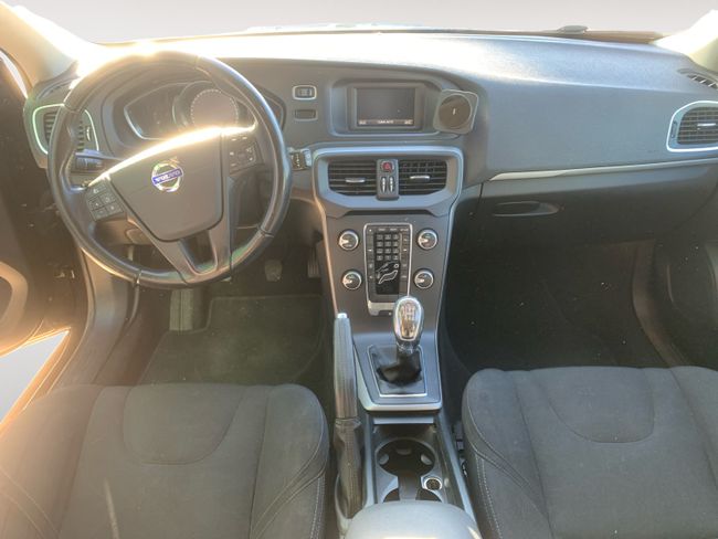 Volvo V40 1.6 D2 Kinetic  - Foto 9