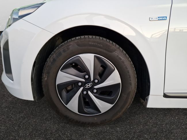 Hyundai IONIQ 1.6 GDI HEV Style DCT  - Foto 21