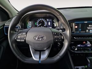 Hyundai IONIQ 1.6 GDI HEV Style DCT  - Foto 17