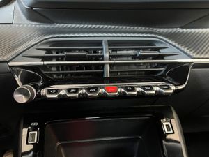 Peugeot 2008 Active Pack BlueHDI 81kW (110CV)  - Foto 29