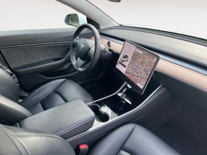 Tesla Model 3 Gran Autonomía AWD  - Foto 23