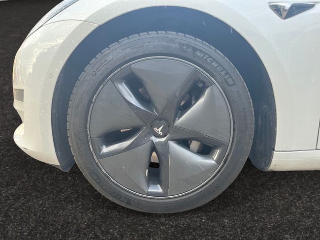 Tesla Model 3 Gran Autonomía AWD  - Foto 23