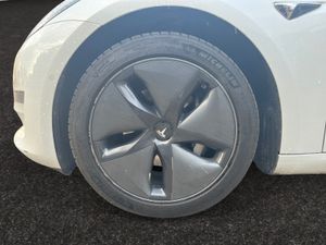 Tesla Model 3 Gran Autonomía AWD  - Foto 43