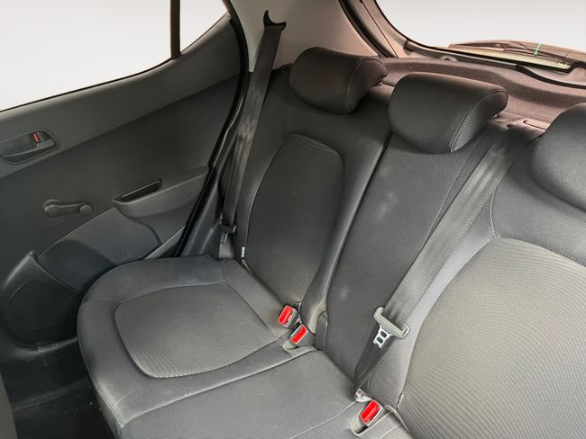 Hyundai i10 1.0 Klass  - Foto 11