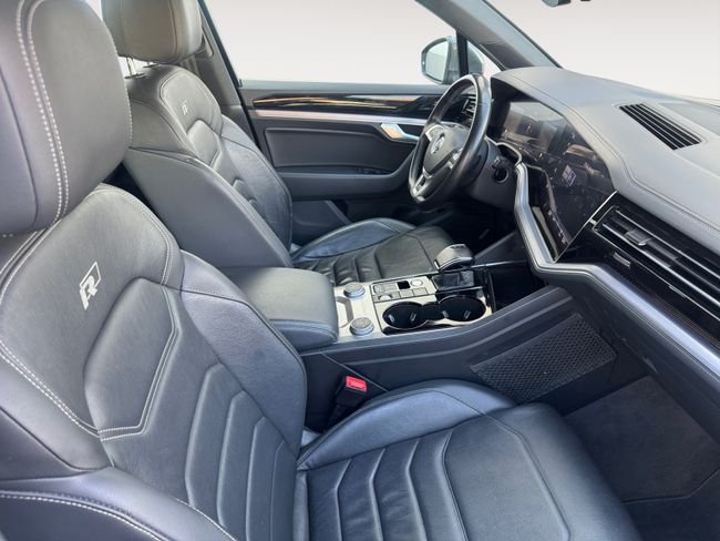 Volkswagen Touareg R-Line 3.0 TDI 210kW (286CV) Tip 4Motion  - Foto 13