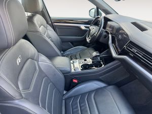 Volkswagen Touareg R-Line 3.0 TDI 210kW (286CV) Tip 4Motion  - Foto 23