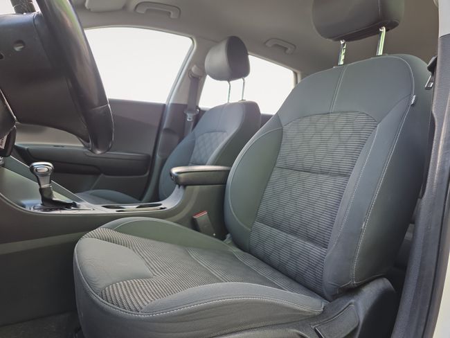 Kia Niro 1.6 GDi Híbrido 104kW (141CV) Drive  - Foto 8