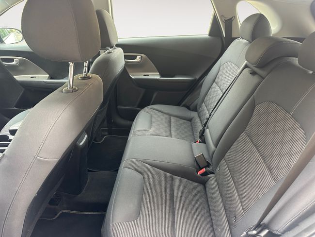 Kia Niro 1.6 GDi Híbrido Enchufable 104kW Drive  - Foto 11