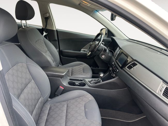 Kia Niro 1.6 GDi Híbrido Enchufable 104kW Drive  - Foto 15