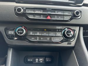 Kia Niro 1.6 GDi Híbrido Enchufable 104kW Drive  - Foto 29