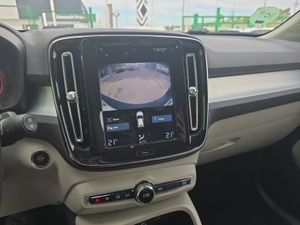 Volvo XC40 1.5 T3 Momentum  - Foto 25