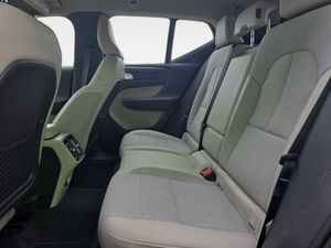 Volvo XC40 1.5 T3 Momentum  - Foto 19