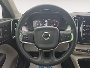 Volvo XC40 1.5 T3 Momentum  - Foto 17