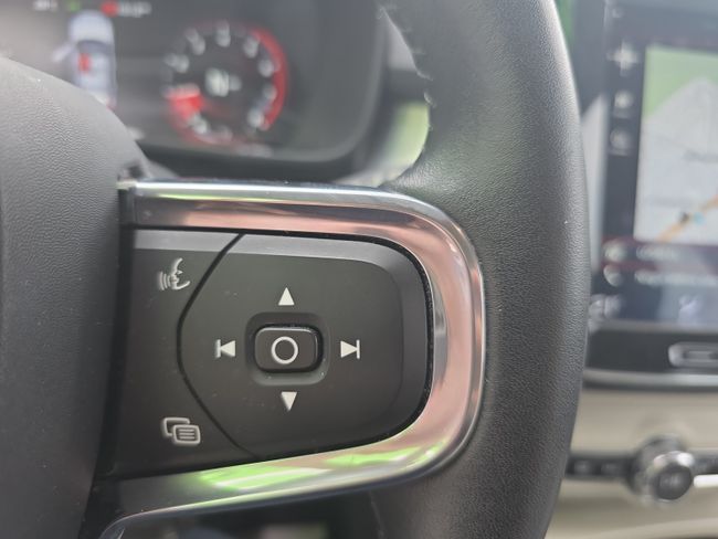 Volvo XC40 1.5 T3 Momentum  - Foto 16