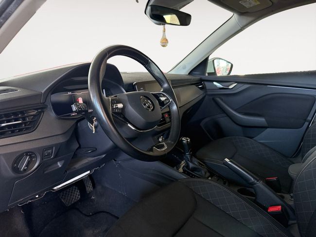 Skoda Kamiq 1.0 TSI 81kW (110CV) DSG Ambition  - Foto 17