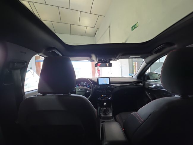 Ford Focus 1.0 Ecoboost MHEV 92kW ST-Line SB  - Foto 14