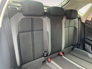 Volkswagen Polo Sport 1.0 TSI 70kW (95CV) DSG  - Foto 17