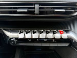 Peugeot 5008 Active 1.6L BlueHDi 88kW(120CV) S&S EAT6  - Foto 31