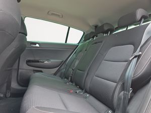 Kia Sportage 1.6 MHEV Concept 100kW (136CV) 4x2  - Foto 19