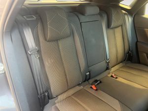 DS DS 7 PureTech 132kW (180CV) Auto. SO CHIC  - Foto 25