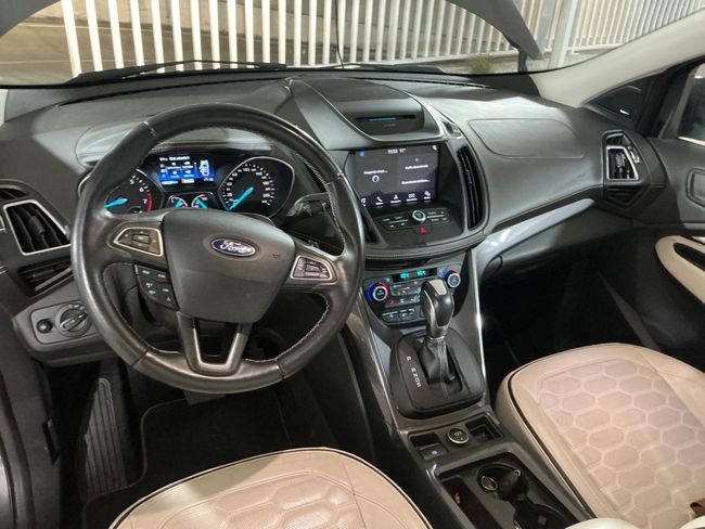 Ford Kuga 1.5 EcoBoost 132kW 4x4 ASS Vignale Auto  - Foto 5