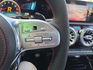Mercedes Clase A Mercedes-AMG A 35 4MATIC+  - Foto 29