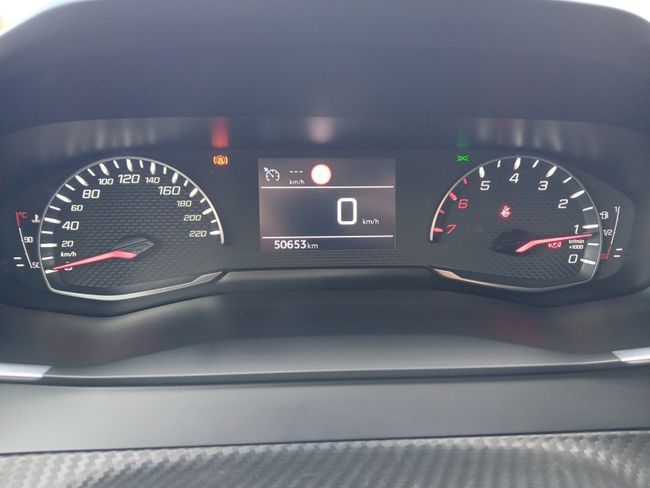 Peugeot 2008 Allure Pack BlueHDI 81kW (110CV)  - Foto 16