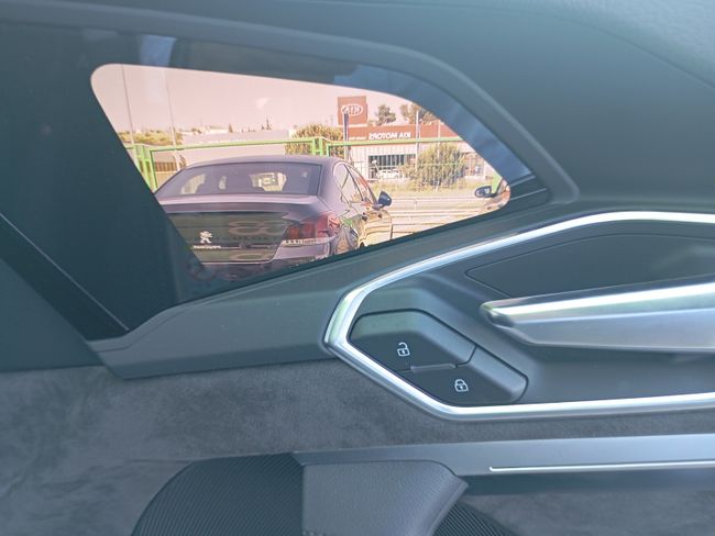 Audi e-tron Black Line edition 55 quattro  - Foto 14