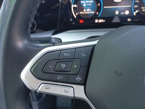 Volkswagen Golf Life 2.0 TDI 85kW (115CV)  - Foto 33