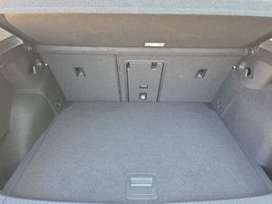 Volkswagen Golf Life 2.0 TDI 85kW (115CV)  - Foto 29