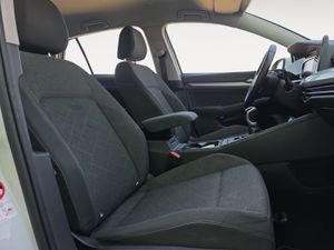 Volkswagen Golf Life 2.0 TDI 85kW (115CV)  - Foto 27