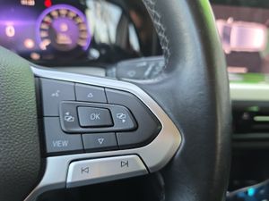 Volkswagen Golf Life 2.0 TDI 85kW (115CV)  - Foto 33