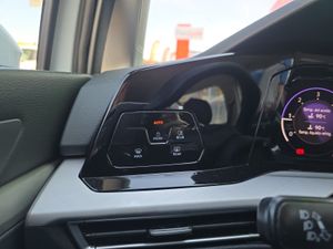 Volkswagen Golf Life 2.0 TDI 85kW (115CV)  - Foto 41